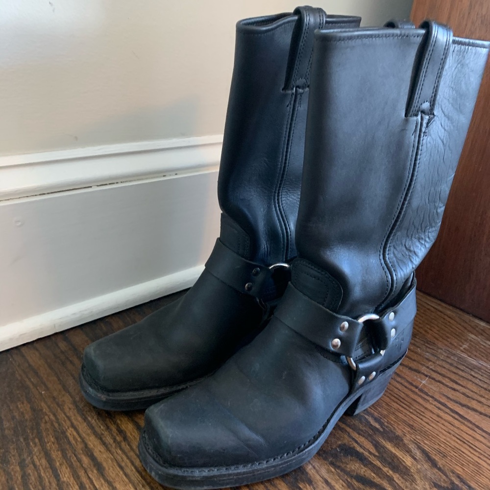 FRYE - Leather Harness Moto Boots - Black, 7 1/2